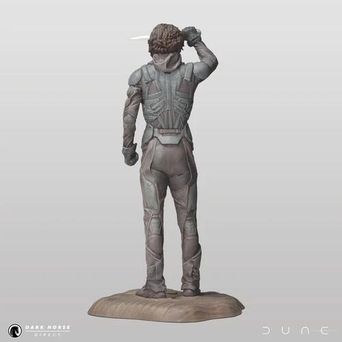 Dune 2021 Paul Atreides figurine (high: 23 cm) / figurka Paul Atreides Dune 2021 (wysokość: 23 cm)