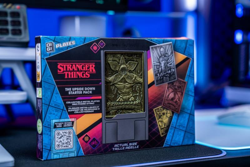 Stranger Things - Digiplate Starter Pack: phone stand and metal plates set (3 pcs) / Stranger Things zestaw: stojak na telefon plus 3 x płytki Digiplates