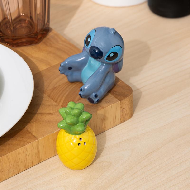 Disney Stitch and Pineapple Salt and Pepper Shakers / zestaw Disney Stitch solniczka i pieprzniczka: Stitch i ananas