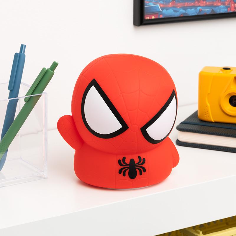 Marvel Spider-man Silicone Light Rechargeable Battery (high: 14 cm) / Marvel Spider-man silikonowa lampka z akumulatorem (wysokość: 14 cm)