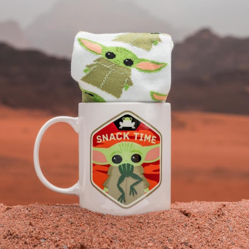 Star Wars The Child (baby Yoda) gift set: mug and socks / zestaw prezentowy Gwiezdne Wojny The Child (baby Yoda): kubek plus skarpetki