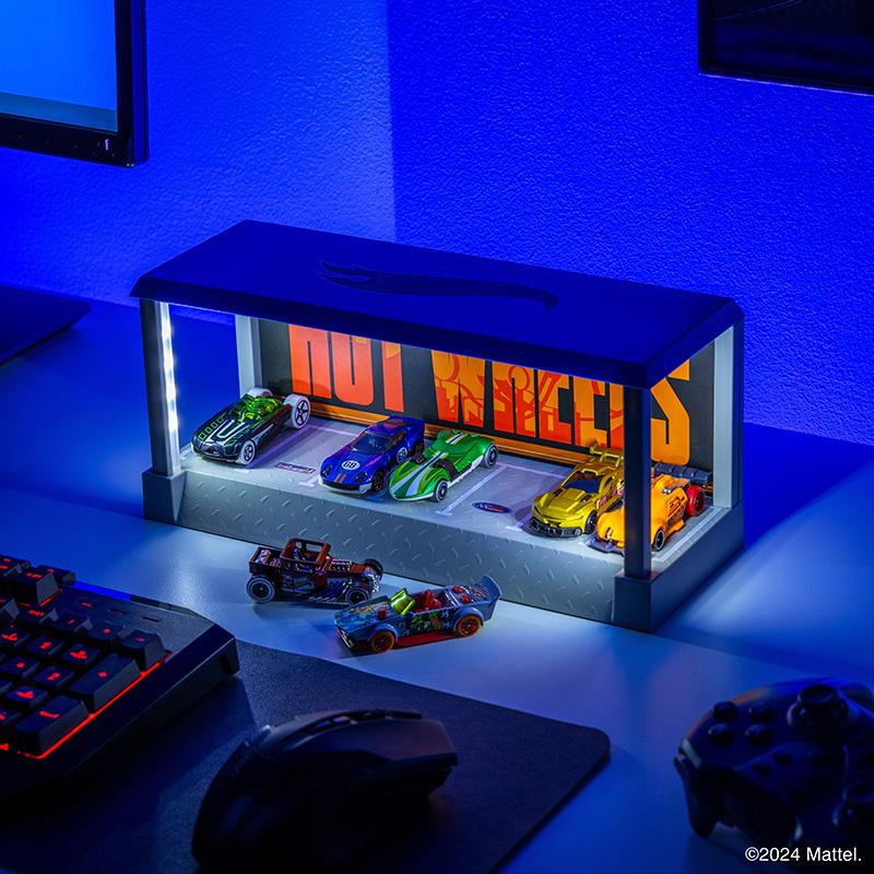 Hot Wheels Garage Display Case Light / Hot Wheels gablota garażowa z podświetleniem