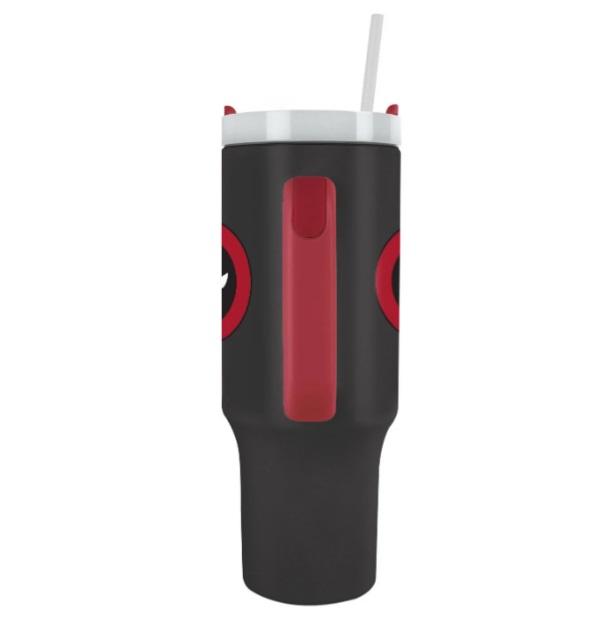 Marvel Deadpool (symbol) travel cup with straw (1180 ml) / Marvel Deadpool (symbol) kubek podróżny ze słomką (1180 ml)