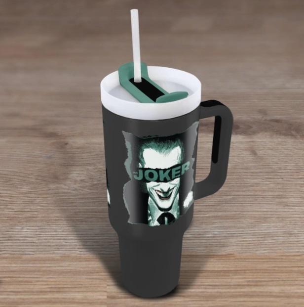 Dc Comics Joker travel cup with straw (1180 ml) / Dc Comics Joker kubek podróżny ze słomką (1180 ml)