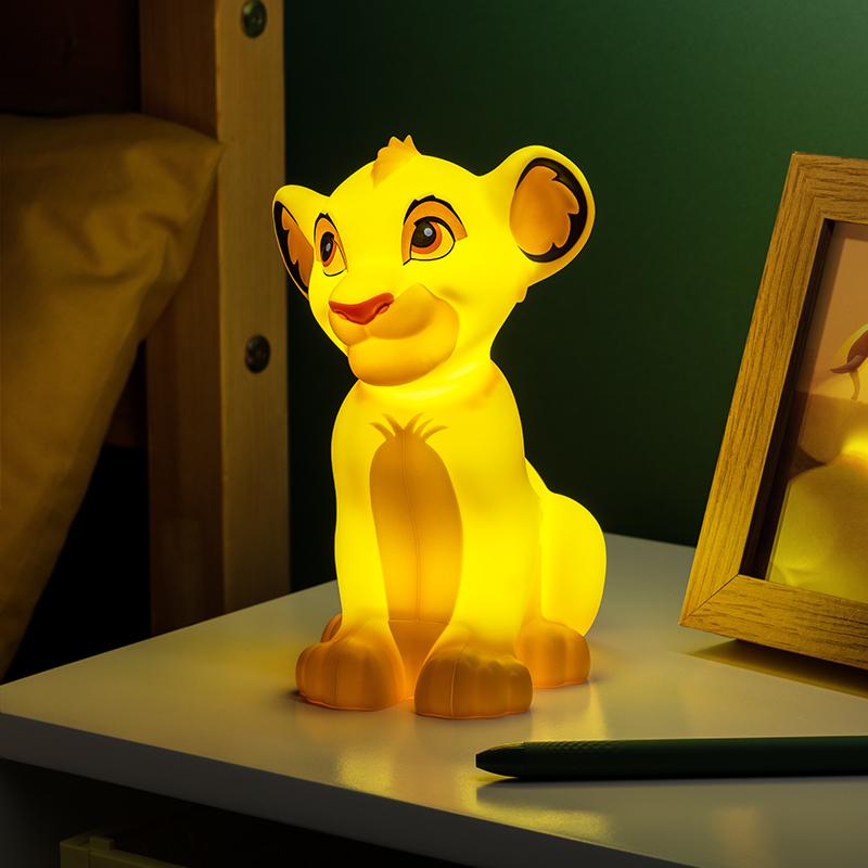 Disney Lion King Simba 3D Light (high: 17,50 cm) / Disney lampka 3D Król Lew - Simba (wysokość: 17,50 cm)