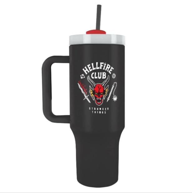 Stranger Things (Hellfire Club) travel cup with straw (1180 ml) / Stranger Things (Hellfire club) kubek podróżny ze słomką (1180 ml)