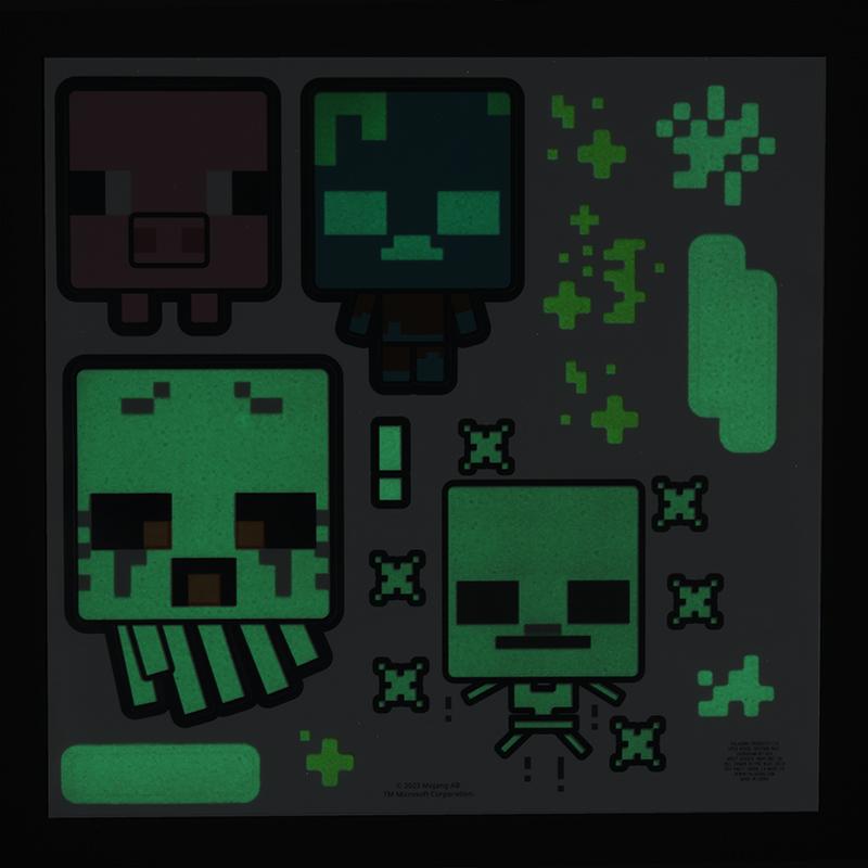 Minecraft Creeper Glow In The Dark Wall Clock with set of stickers / Minecraft Creeper zegar ścienny świecący w ciemności plus zestaw naklejek