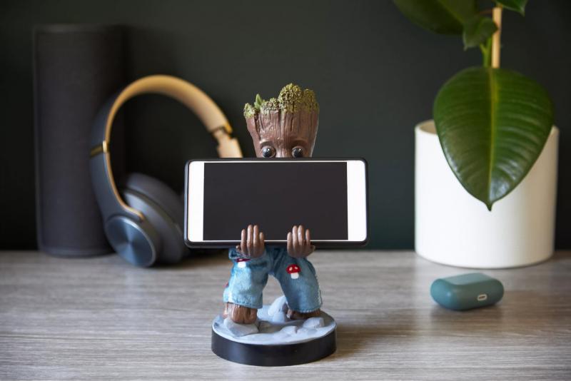 Marvel Guardians of the Galaxy: Toddler Groot in Pajamas phone & controller holder (20 cm) / stojak Marvel Strażnicy Galaktyki: Toddler Groot w piżamce