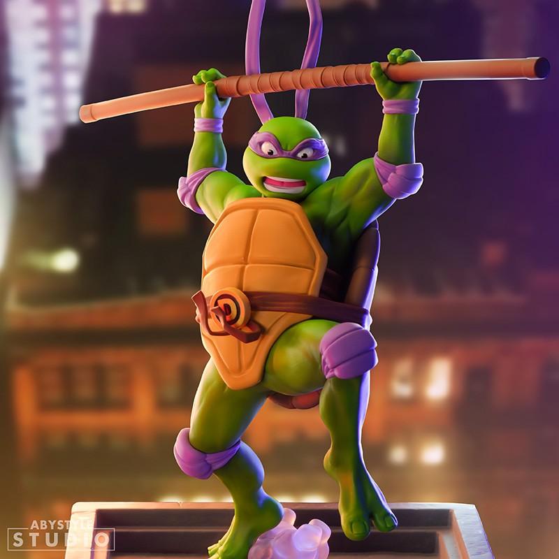 TMNT Figurine - Donatello 1:10 (high: 21 cm) / Figurka TMNT - Donatello 1:10 (wysokość: 21 cm) - ABS