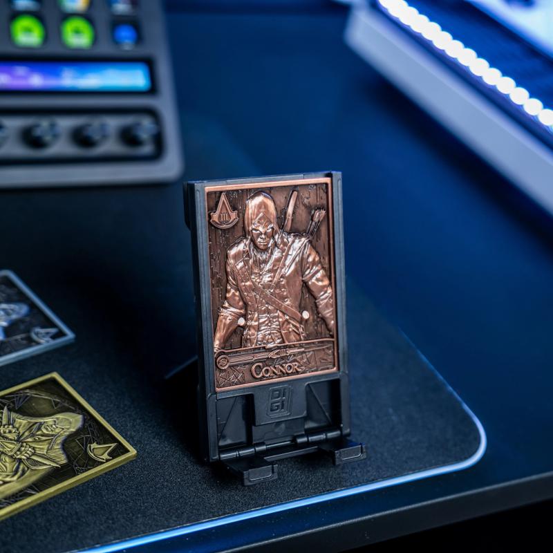 Assassins Creed Digiplate Starter Pack: phone stand and metal plates set (3 pcs) / Assassins Creed zestaw: stojak na telefon plus 3 x płytki Digiplates