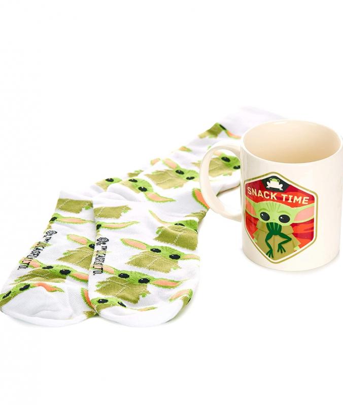 Star Wars The Child (baby Yoda) gift set: mug and socks / zestaw prezentowy Gwiezdne Wojny The Child (baby Yoda): kubek plus skarpetki