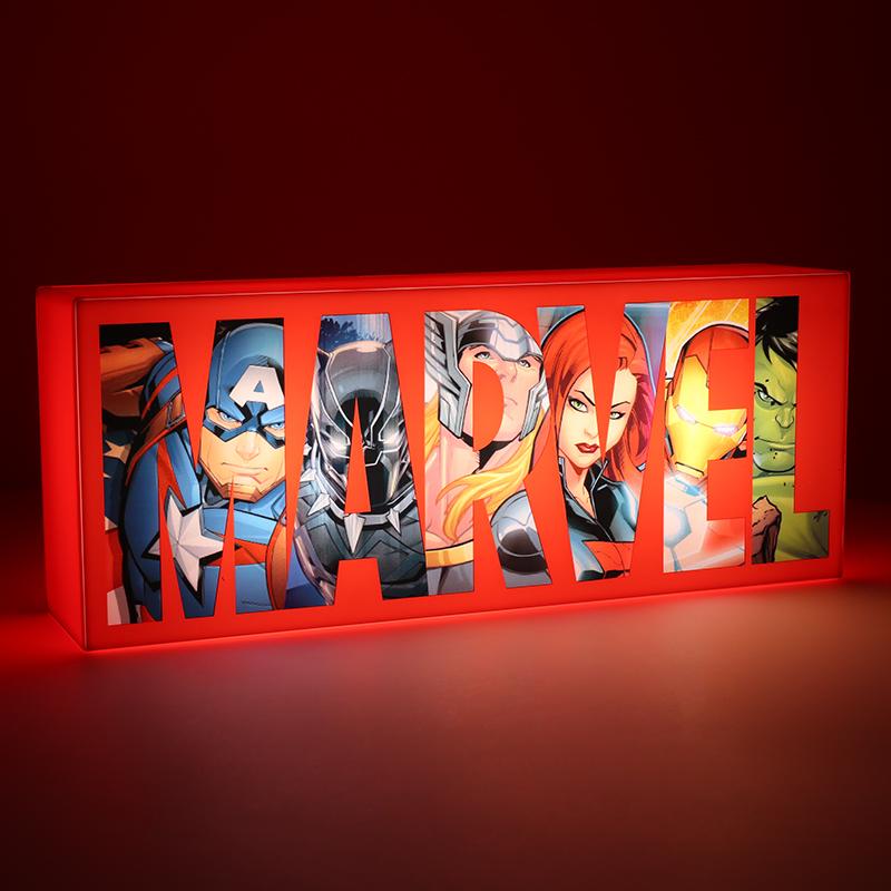 Marvel Avengers Logo Light Try Me Plinth / lampka Marvel Avengers Logo (z przyciskiem Try me)