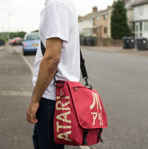 Atari Messenger Bag / Atari torba na ramię