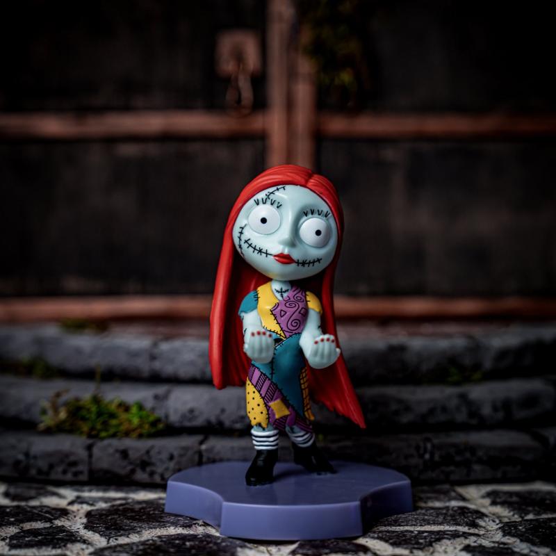 The Nightmare Before Christmas: Sally Holdem, Earbud Holder (11 cm) / Stojak na słuchawki Miasteczko Halloween: Sally (11 cm)