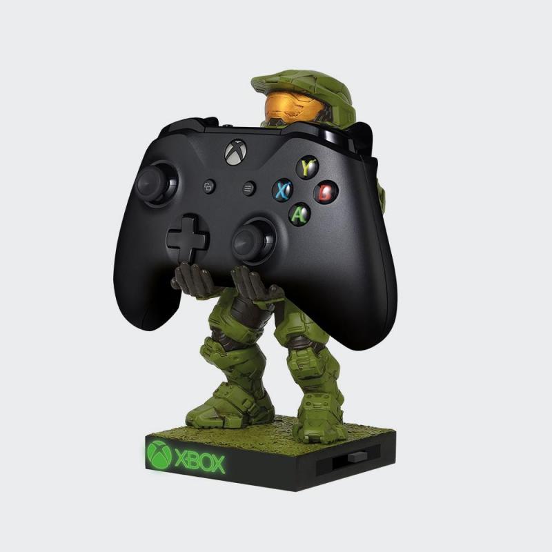 Halo Master Chief Exclusive Variant phone & controller holder (20 cm) with light up square base / stojak Halo Master Chief Exclusive Variant (20 cm) ze świecącą podstawą