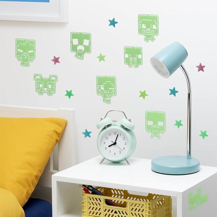 Minecraft Glow in the Dark Wall Decal Stars (208 pcs) / Minecraft zestaw świecących w nocy naklejek dekoracyjnych (208 szt)