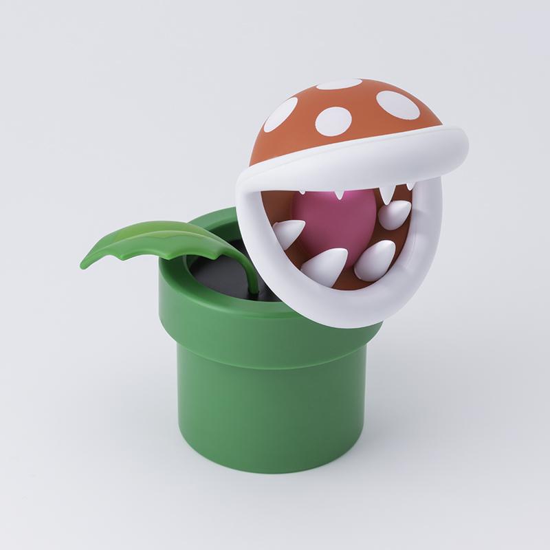 Super Mario Mini Piranha Plant Posable Lamp (with Try Me button, high: 15 cm) / lampka Super Mario roślinka Mini Piranha (z guzikiem Try Me, wysokość: 15 cm)