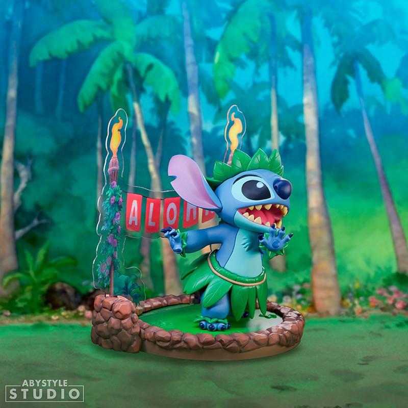 Disney Stitch Hula Dance (high: 35 cm) / Disney Stitch figurka Hula Dance (wysokość: 10 cm) - ABS