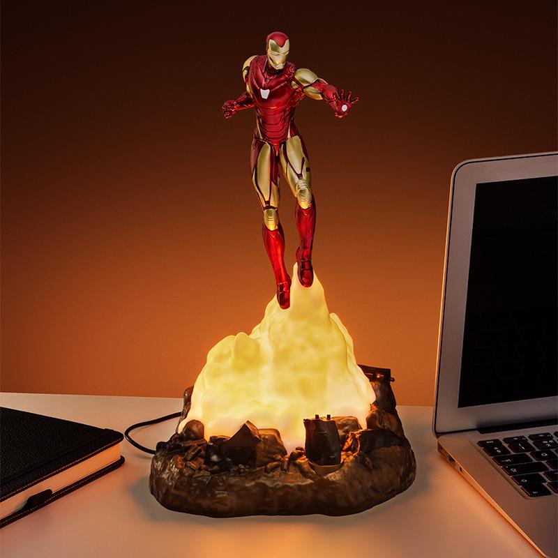 Marvel Iron-Man Diorama Light (high: 31,5 cm) / lampa Marvel Iron-Man Diorama (wysokość: 31,5 cm)