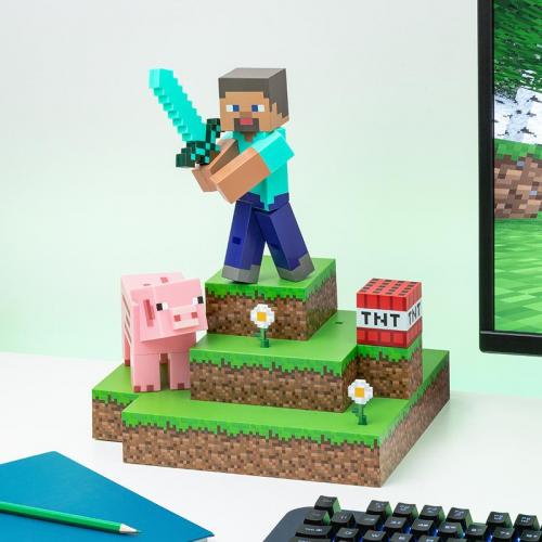 Minecraft Steve Diorama Figural Light (high: 30 cm) / lampa - diorama Minecraft Steve (wysokość: 30 cm)