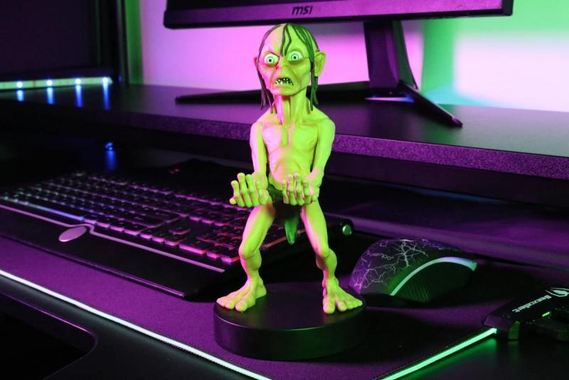 Lord of the Ring - Gollum phone & controller holder (20 cm) (DAMAGED PACKING) / stojak Władca Pierścieni - Gollum (20 cm) - USZKODZONE OPAKOWANIE