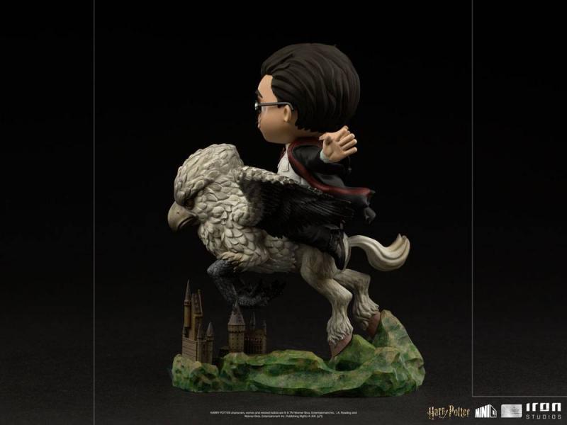 Harry Potter and Buckbeak Minico figurine (high: 16 cm) / figurka Harry Potter i Hardodziob Minico (wysokość: 16 cm)