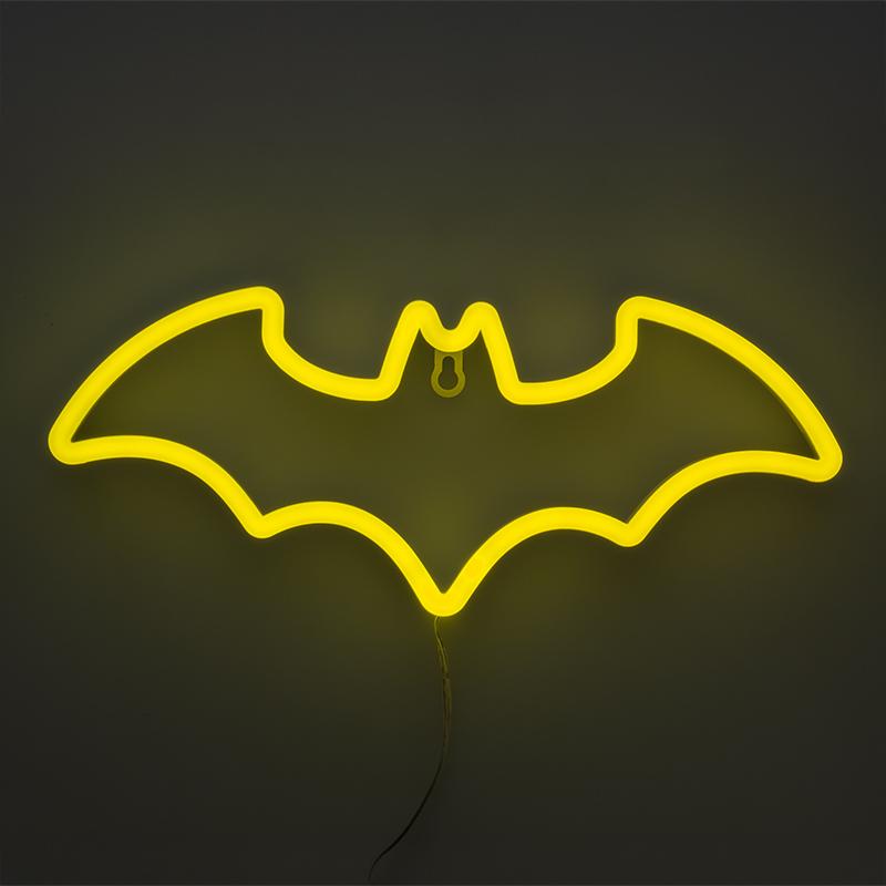 Dc Comics Batman Wall Mountable LED Neon Light (high: 12,8 cm) / Dc Comics - Batman neonowa lampka ścienna (wysokość: 12,8 cm)