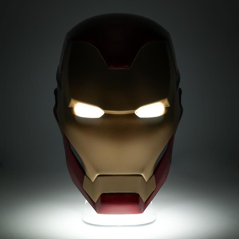 Marvel Iron Man mask desktop / wall light (high: 22 cm) / lampka ścienno-biurkowa Marvel Iron Man (wysokość: 22 cm)