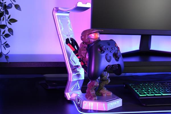 Halo Master Chief Deluxe edition phone & controller holder plus headphone stand (20 cm) / stojak Halo Master edycja Deluxe plus podstawka na słuchawki (20 cm)