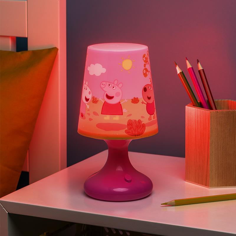 Peppa Pig Table Lamp (high: 18,50 cm) / Świnka Peppa Lampka nocna (wysokość: 18,50 cm)