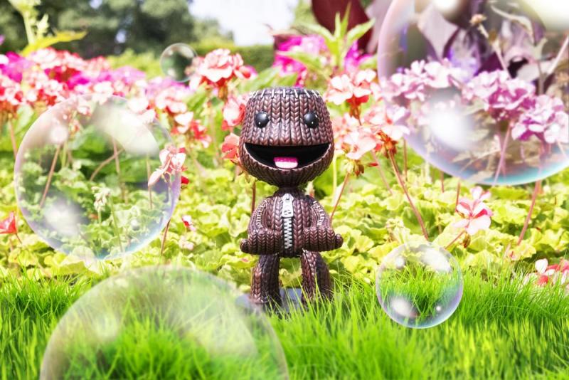Little Big Planet - Sackboy controller and phone holder (20 cm) / stojak Little Big Planet - Sackboy (20 cm)