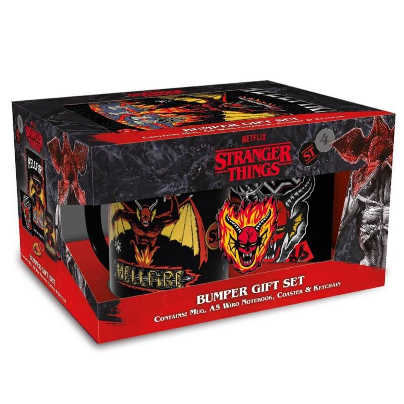 STRANGER THINGS (HELLFIRE CLUB) BUMPER GIFT SET (MUG, COASTER, KEYCHAIN & NOTEBOOK) / zestaw prezentowy Stranger Things (Hellfire club): kubek, podkładka, brelok, notatnik