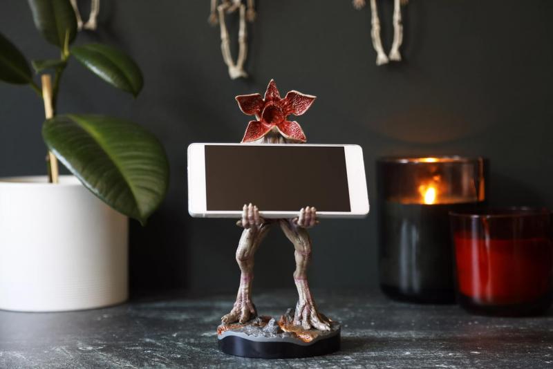 Stranger Things: Demogorgon controller and phone holder (20 cm) / stojak Stranger Things Demogorgon (20 cm)