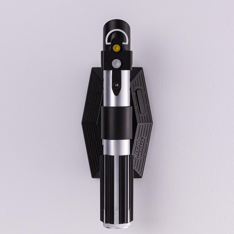 Star Wars Darth Vader Lightsaber light with sound (high: 25 cm) / lampka Gwiezdne Wojny - miecz świetlny Lorda Vadera z dźwiękiem (wysokość: 25 cm)