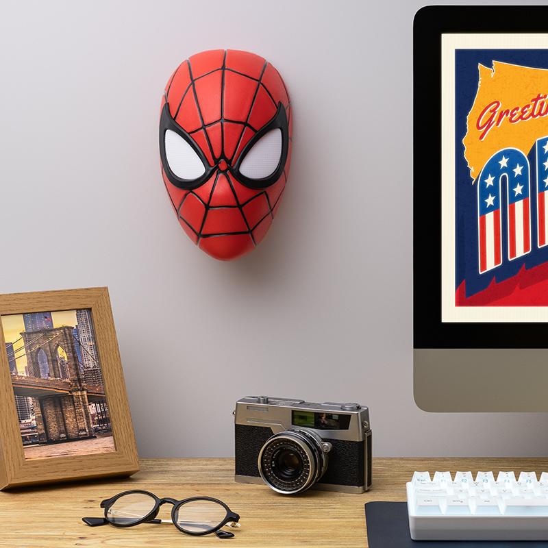 Marvel Spiderman Mask desktop / wall light (high: 22 cm) / lampka ścienno-biurkowa Marvel Spiderman maska (wysokość: 22 cm)