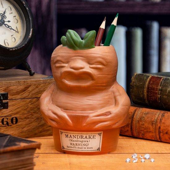 Harry Potter Mandrake Root Pen and Plant Pot / przybornik na biurko - doniczka Harry Potter Mandragora