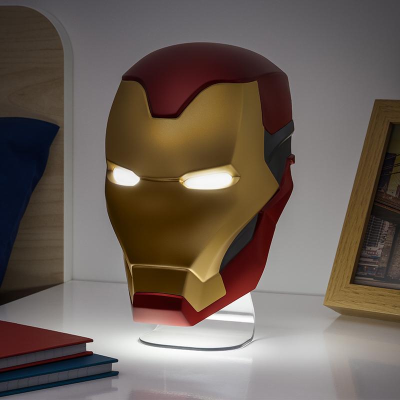 Marvel Iron Man mask desktop / wall light (high: 22 cm) / lampka ścienno-biurkowa Marvel Iron Man (wysokość: 22 cm)