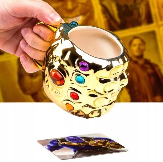 Marvel Avengers Infinity War Gauntlet Shaped Mug / kubek Marvel Avengers Infinity War 