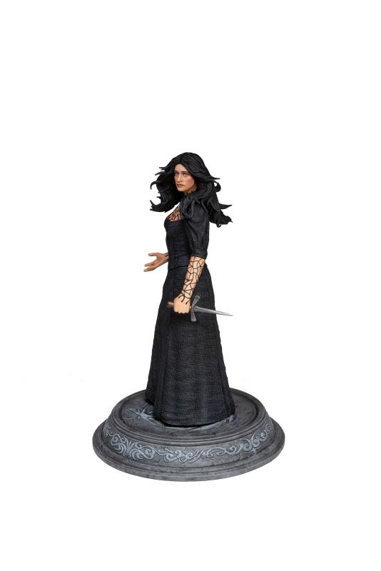 The Witcher Netflix Yennefer figurine (high: 20 cm) / Wiedźmin Netflix Figurka Yennefer (wysokość: 20 cm)