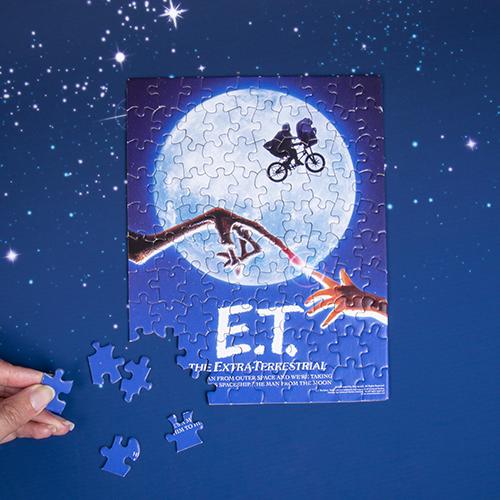 E.T. mug & puzzle gift set / zestaw prezentowy E.T. kubek plus puzzle (100 elem)