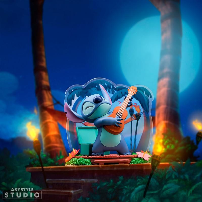 Disney figurine Stitch guitar (high: 10 cm) / Disney Stitch z gitarą (wysokość: 10 cm) - ABS