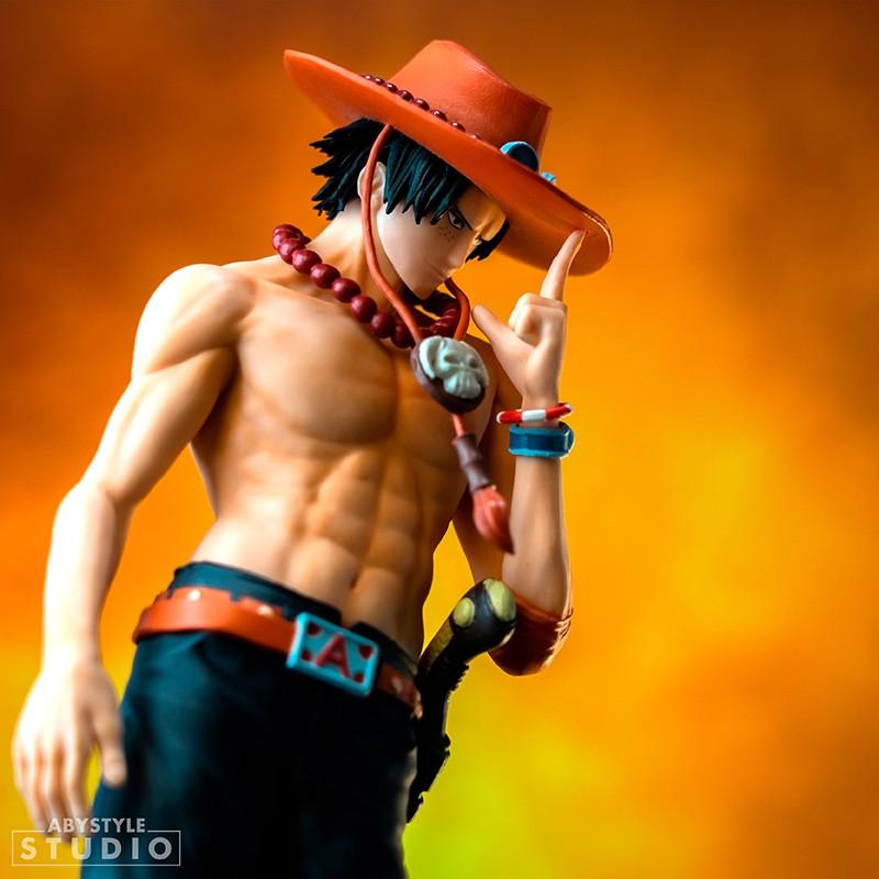 ONE PIECE figurine - Portgas D. Ace (high: 20 cm) / One Piece figurka Portgas D. Ace (wysokość: 20 cm) - ABS