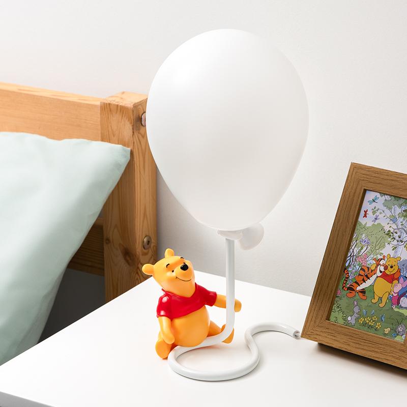 Disney Winnie the Pooh Balloon Light (high: 29 cm) / Disney Kubuś Puchatek lampka - balonik (wysokość: 29 cm)