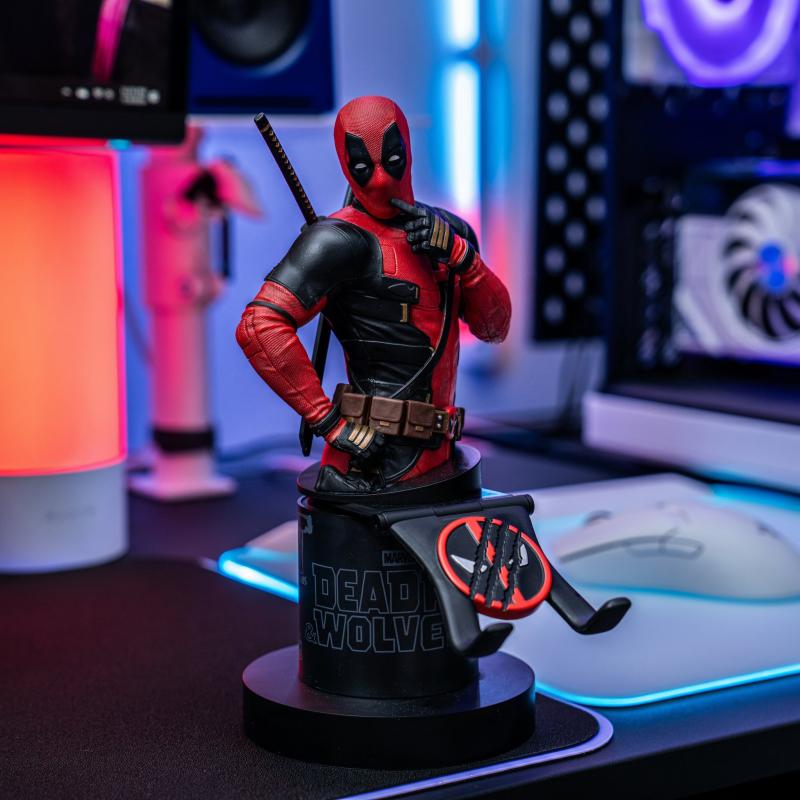 Marvel Deadpool phone & controller holder (20 cm) v.3 / stojak Marvel Deadpool (20 cm) wersja 3